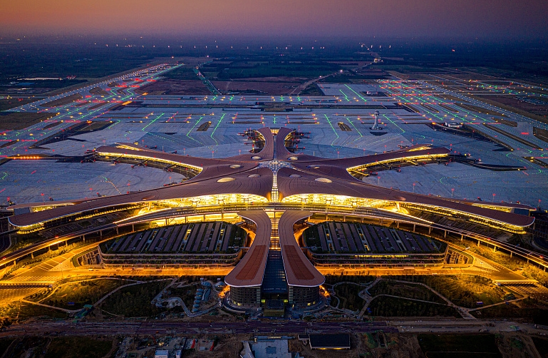 北京大興機(jī)場夜景
