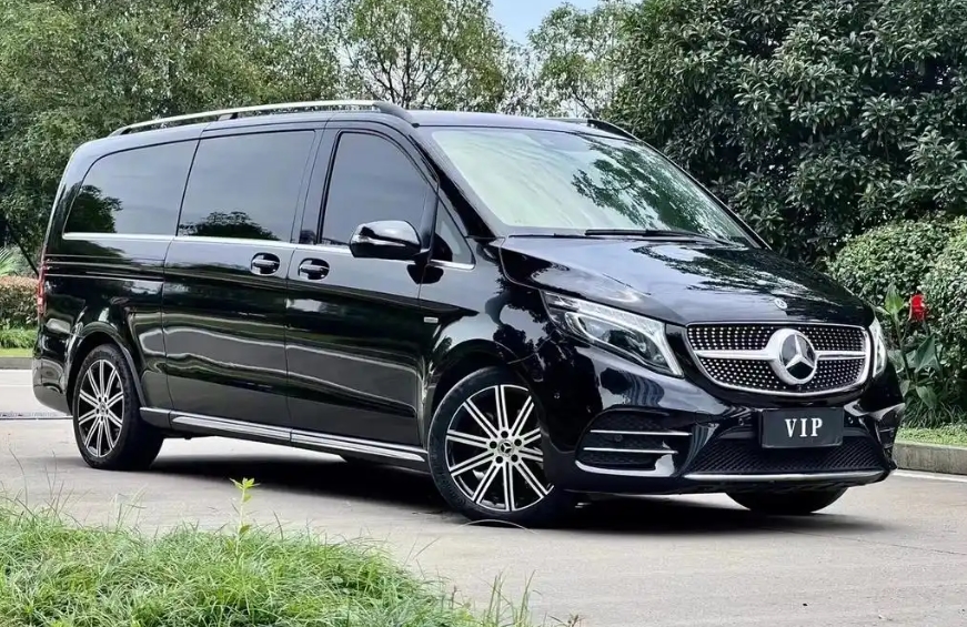 奔馳商務(wù)車