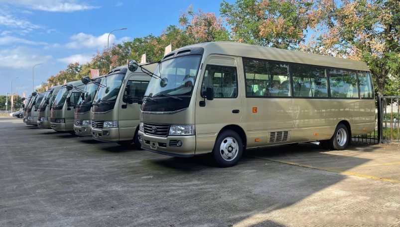 中巴車租賃